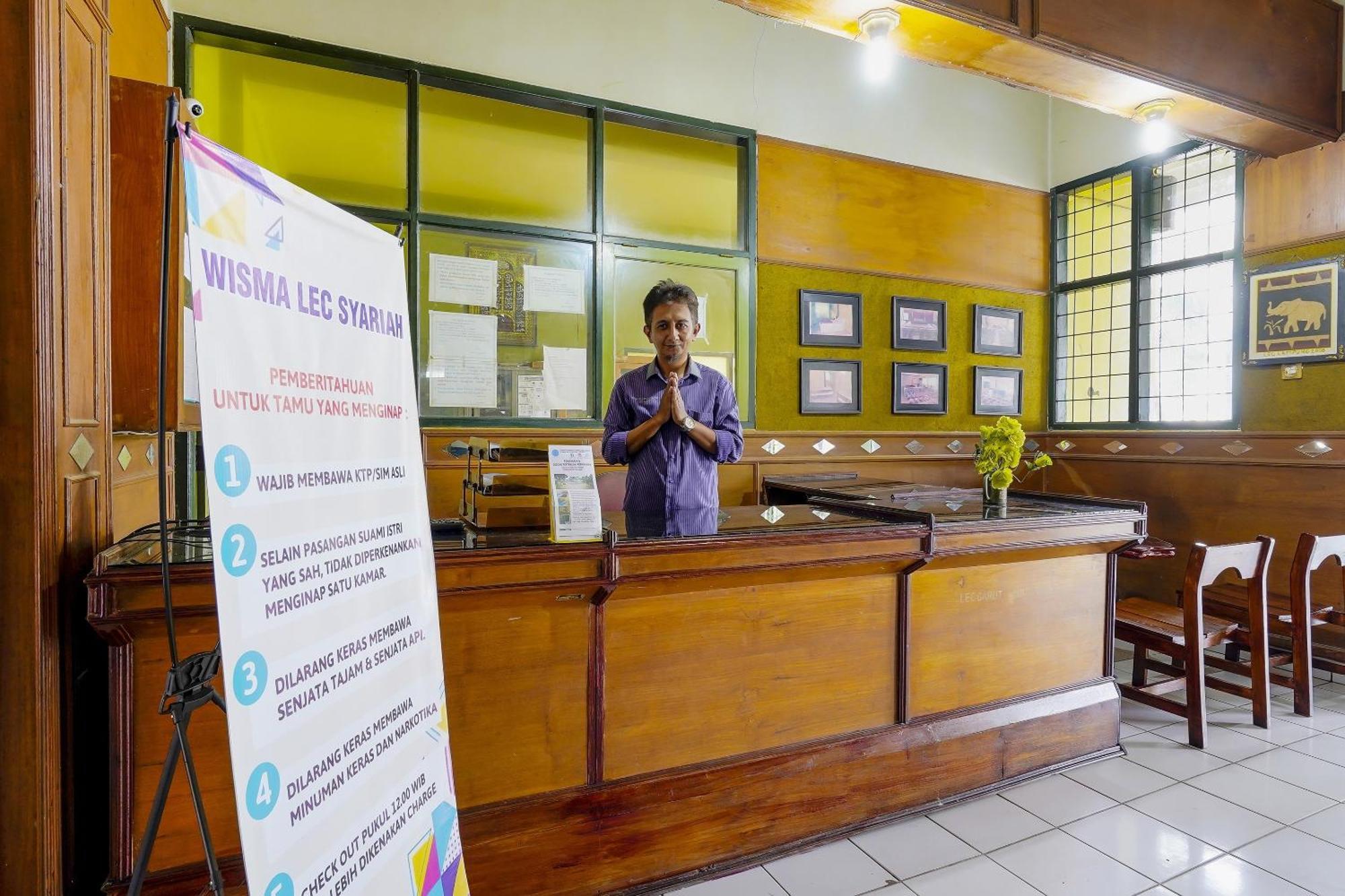 Spot On 91064 Wisma Lec Syariah Garut Exterior foto